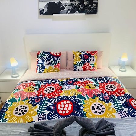 Ahllenrock Como Un Hotel, Pero Solo Para Ti Cornellà de Llobregat Dış mekan fotoğraf