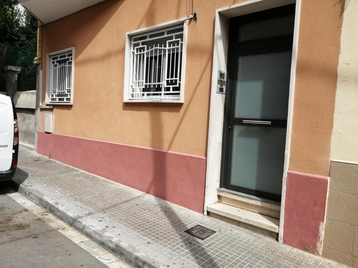 Ahllenrock Como Un Hotel, Pero Solo Para Ti Cornellà de Llobregat Dış mekan fotoğraf